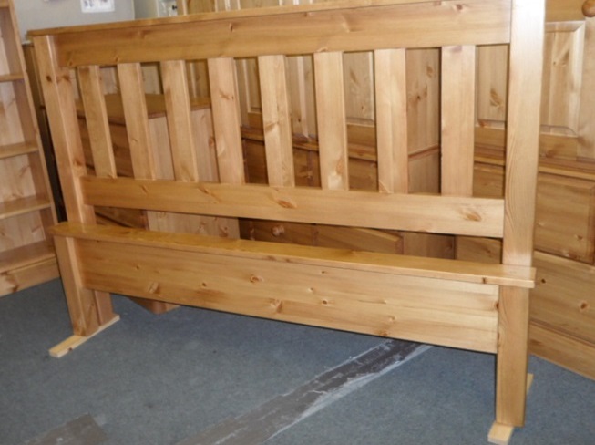 TBS Farmhouse Range of Heavy Solid Pine Bedsteads From