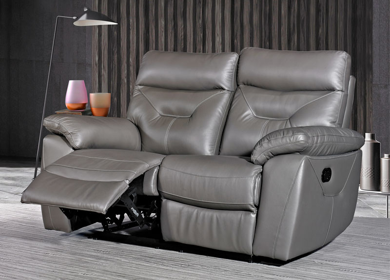 Como Leather 2 Seater Recliner - Click Image to Close